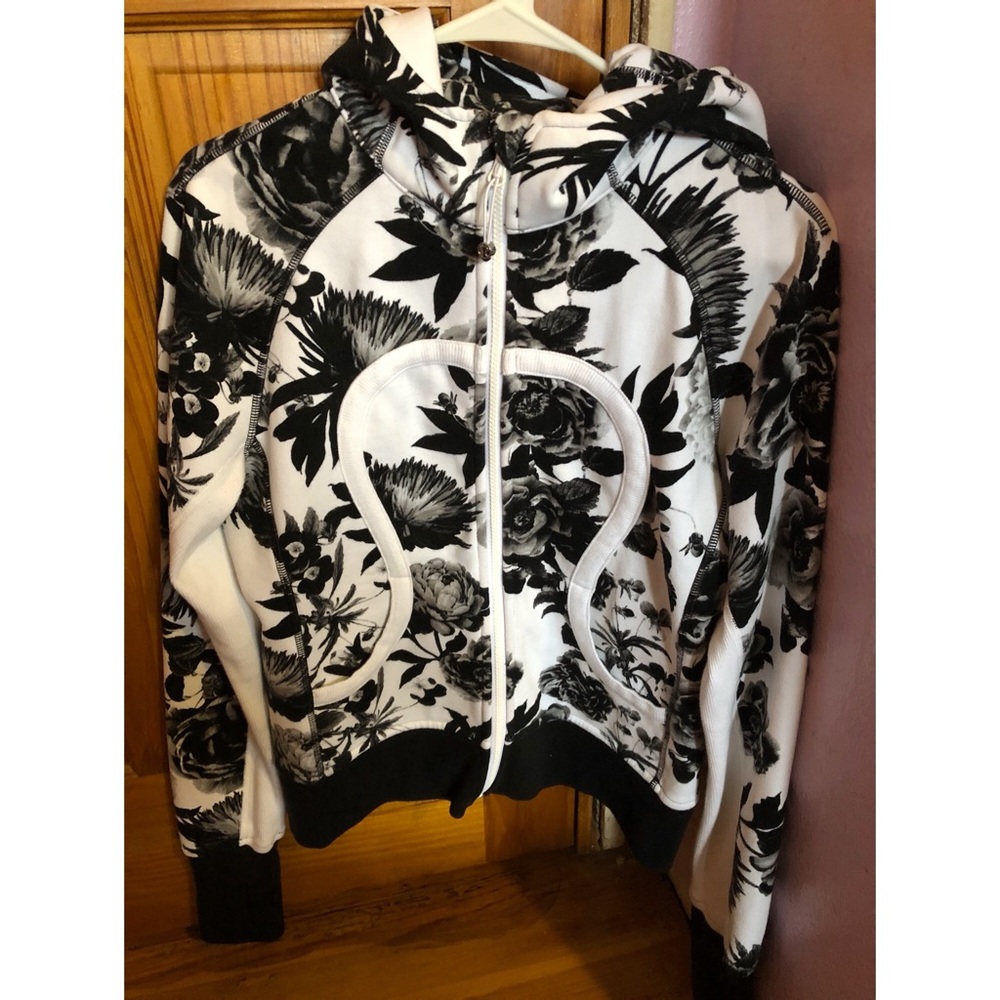 Lululemon Scuba Hoodie Stretch White/Black 8